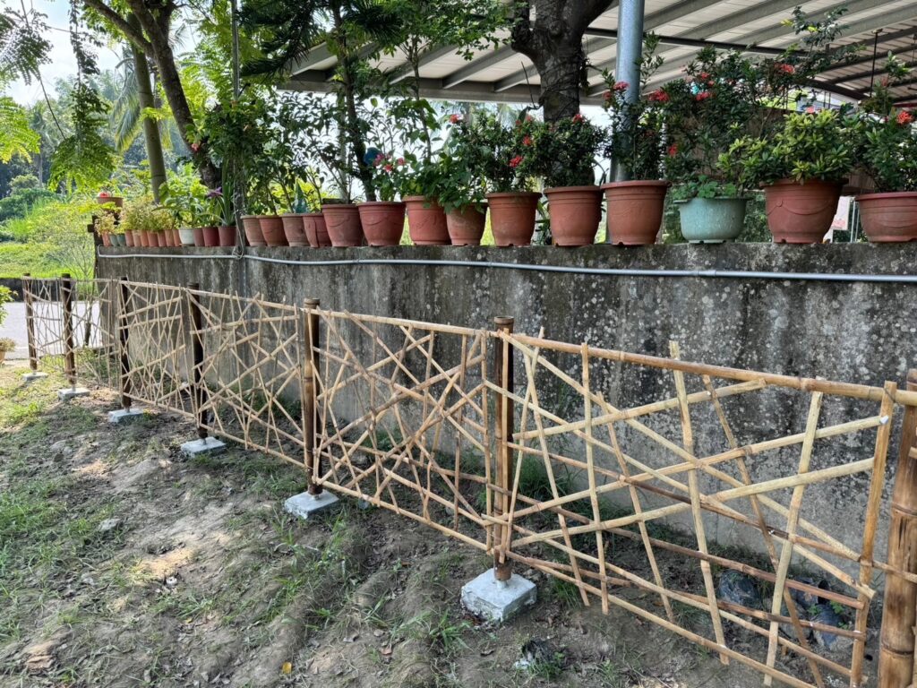 竹構 莿竹 左鎮 公舘 岡林
竹編 圍籬